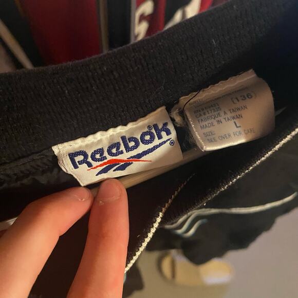 Vintage Reebok Windbreaker Size Large - Picture 2 of 3